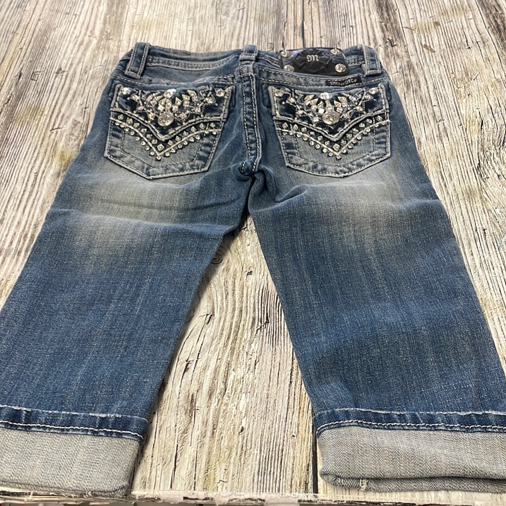 NWT Little girls Miss Me cuffed capri size 8